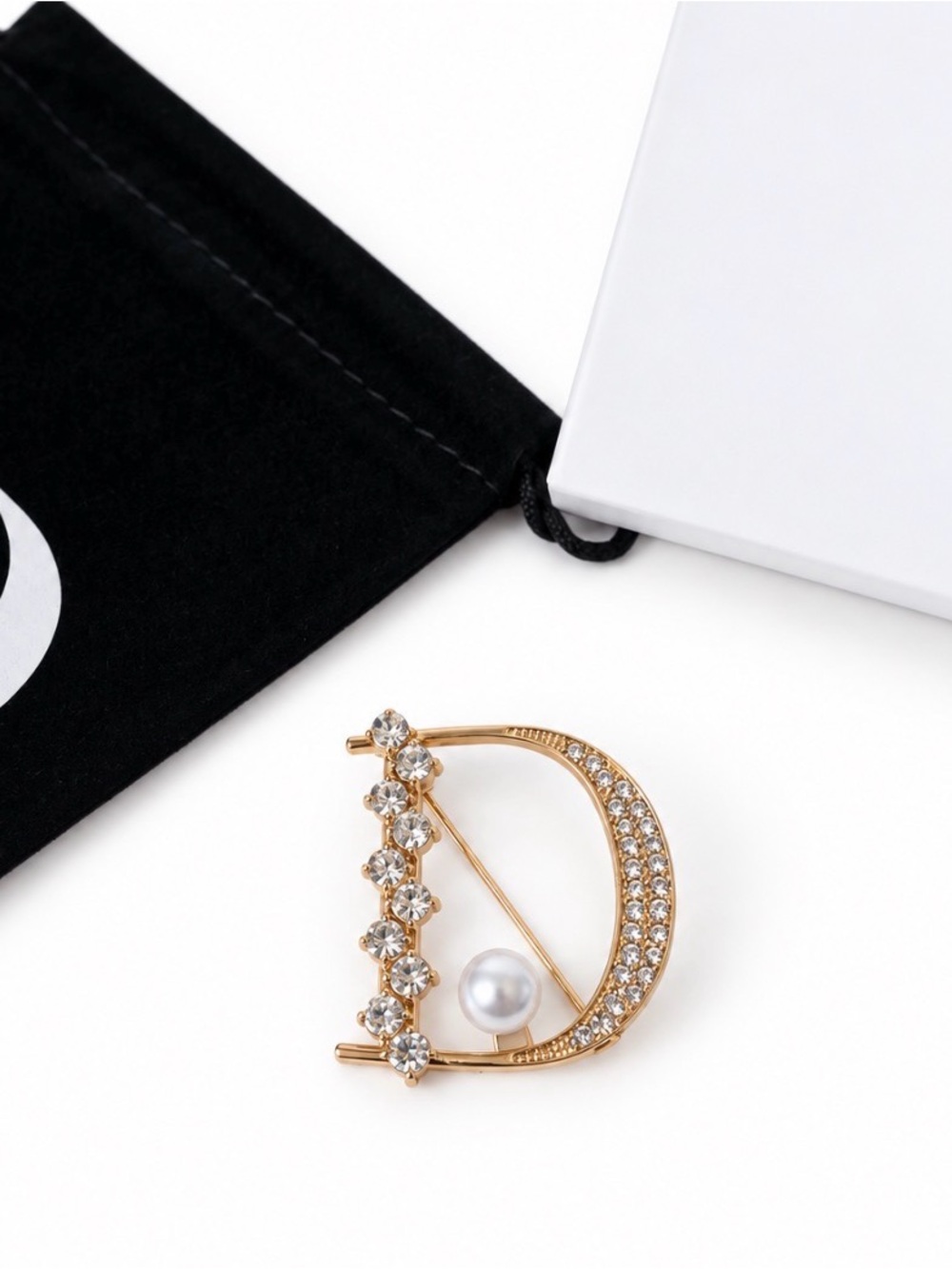 2 Piece Dior Gold Pearl & Crystal Logo Brooch Set - Picture 3 of 3